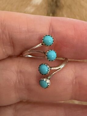 ❤️ Native American Kingman Turquoise Sterling Silver Navajo ADJ ByPass Ring